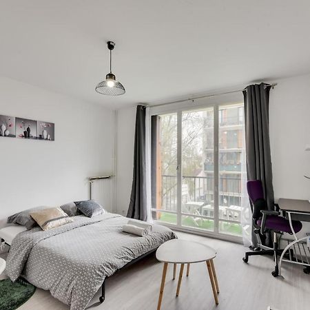 Apartament Budget Apart With Balcony Near Paris Bondy Zewnętrze zdjęcie