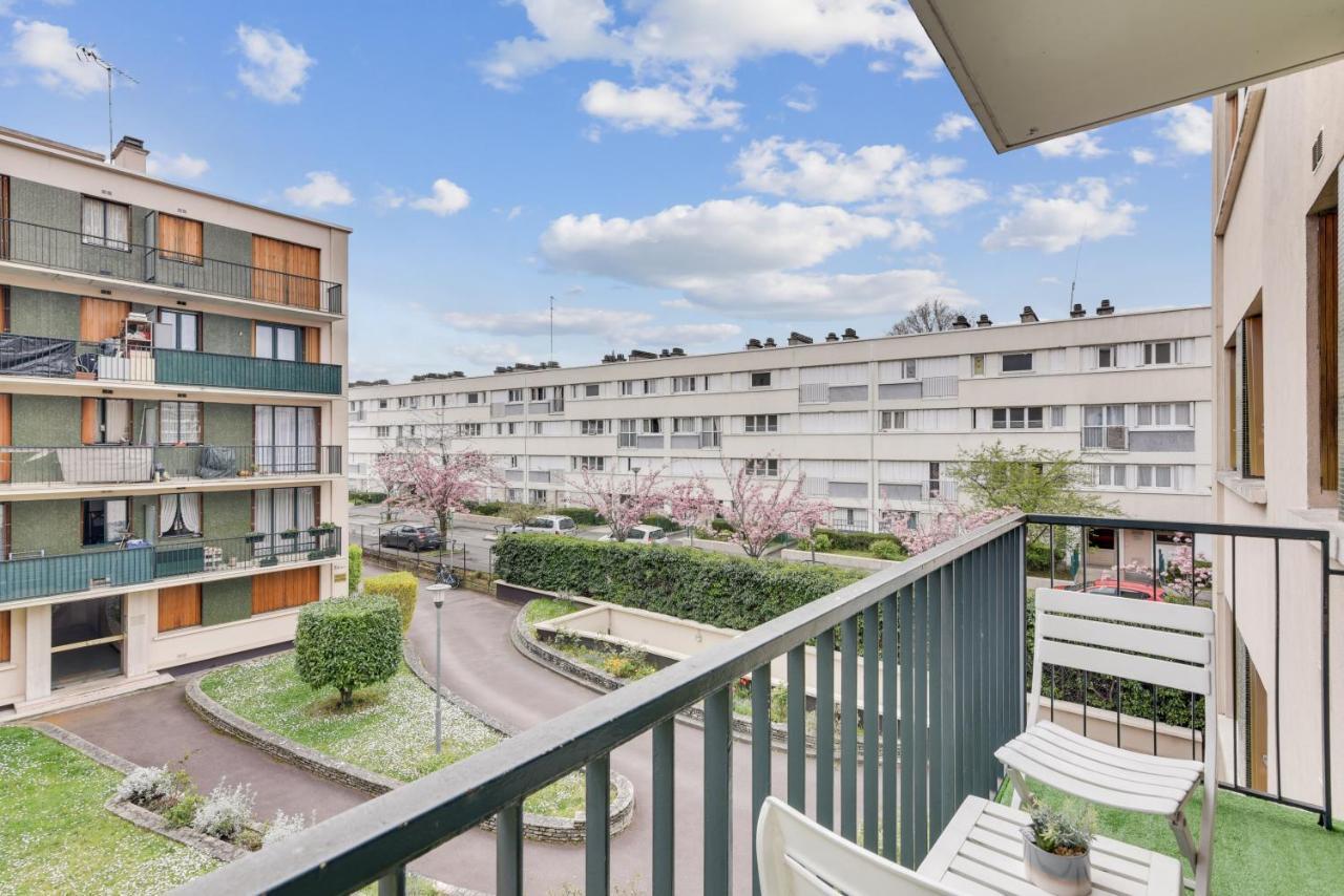 Apartament Budget Apart With Balcony Near Paris Bondy Zewnętrze zdjęcie