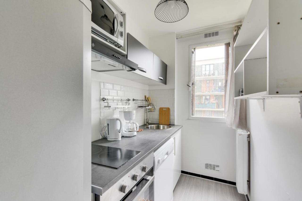 Apartament Budget Apart With Balcony Near Paris Bondy Zewnętrze zdjęcie